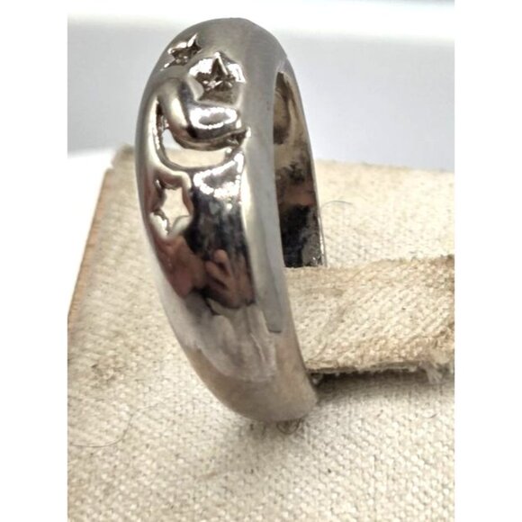 Silver Tone Moon & Stars Band Ring Size 6 Celestial Design - Picture 3 of 4